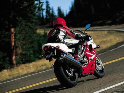Honda CBR 600 F4i - univerzális sport és turista motorkerékpár