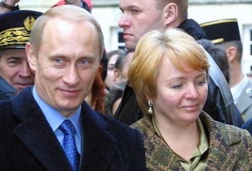 Hol él Lyudmila Putina?