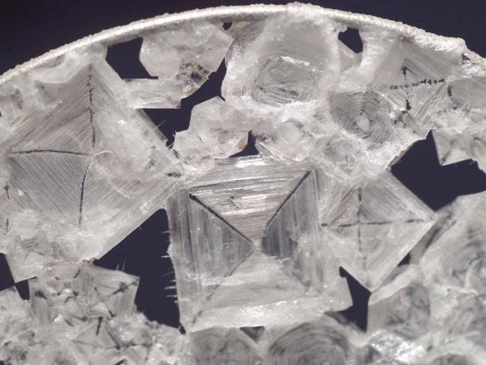 hogyan lehet kristályokat nőni otthon